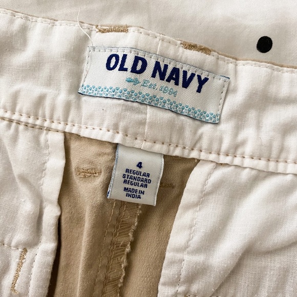 Old Navy Shorts - Picture 4 of 4